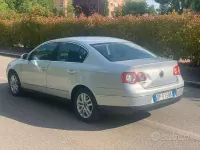 Usata VW Passat 105 CV (77 kW) 2008 Grigio Berlina