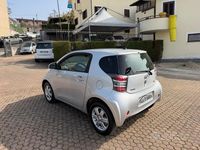 Usata Toyota iQ 68 CV (50 kW) 2010 Grigio Utilitaria