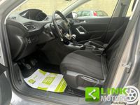 Usata Peugeot 308 120 CV (88 kW) 2017 Grigio scuro metallizzato Station wagon