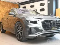 Usata Audi Q8 S-Line 286 CV (210 kW) 2023 Grigio SUV