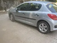Usata Peugeot 207 73 CV (53 kW) 2009 Berlina