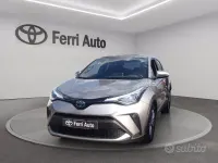 Usata Toyota C-HR Lounge 122 CV (89 kW) 2021 Rosso SUV
