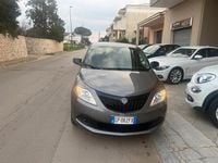 Usata Lancia Ypsilon Silver 69 CV (50 kW) 2023 Grigio Utilitaria