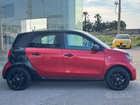 Usata Smart ForFour Passion 71 CV (52 kW) 2015 Rosso Utilitaria
