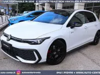 Usata VW Golf VIII GTI 265 CV (194 kW) 2024 Bianco Berlina