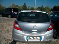 Occasion Opel Corsa 75 ch (55 kW) 2010 Argent Citadine