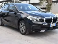 Usata BMW 118 Advantage 150 CV (110 kW) 2021 Nero Berlina