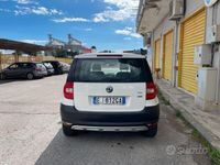 usata Skoda Yeti 1.2 TSI Benzina UNICOPRO EURO5 - 2011