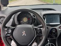 Usata Peugeot 108 Active 72 CV (52 kW) 2021 Rosso Utilitaria