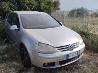 Usata VW Golf IV 105 CV (77 kW) 2006 Argento Berlina
