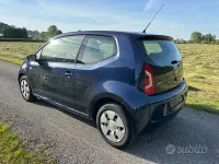 Usata VW up! 60 CV (44 kW) 2013 Blu Utilitaria