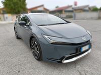 Usata Toyota Prius Lounge 151 CV (111 kW) 2023 Grigio Utilitaria