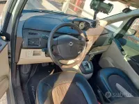 Usata Lancia Musa 69 CV (50 kW) 2005 Grigio Monovolume