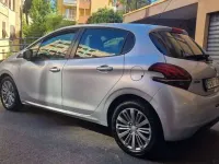 Usata Peugeot 208 Active 75 CV (55 kW) 2017 Argento Utilitaria
