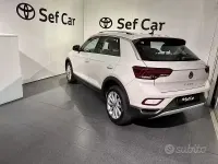 Usata VW T-Roc Style 110 CV (80 kW) 2023 Beige SUV