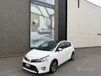 Usata Toyota Verso Style 112 CV (82 kW) 2014 Bianco Monovolume