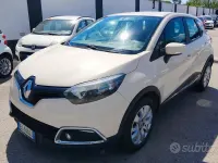 Usata Renault Captur 90 CV (66 kW) 2013 Beige SUV