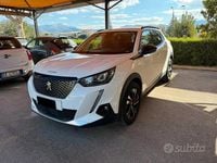 Usata Peugeot 2008 Allure 131 CV (96 kW) 2022 Bianco SUV