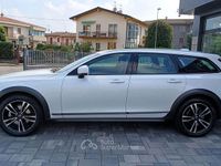 Usata Volvo V90 CC Pro 190 CV (139 kW) 2019 Bianco Station wagon