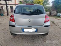 Usata Renault Clio III 85 CV (62 kW) 2007 Grigio Utilitaria