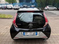 Usata Toyota Aygo Business Edition 69 CV (50 kW) 2018 Nero Utilitaria