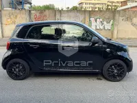 Usado Smart ForFour Passion 90 CV (66 kW) 2018 Negro Utilitario