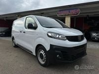Usata Fiat Scudo Lounge 120 CV (88 kW) 2022 Bianco Furgone