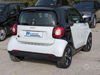 Usata Smart ForTwo Coupé Passion 41 kW (56 CV) 2020 Bianco Utilitaria