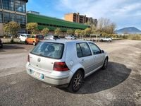 Usata VW Golf IV Highline 115 CV (84 kW) 2001 Grigio Berlina