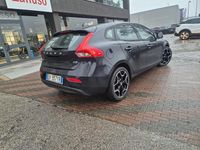Usata Volvo V40 Kinetic 115 CV (84 kW) 2014 Nero Berlina