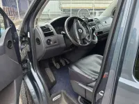 Usata VW Caravelle 131 CV (96 kW) 2007 Furgone