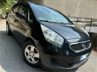 Usata Kia Venga 90 CV (66 kW) 2012 Nero Utilitaria