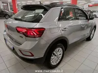 Usata VW T-Roc Life 110 CV (80 kW) 2023 Argento SUV