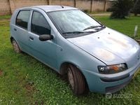 Usata Fiat Punto 60 CV (44 kW) 2003 Utilitaria
