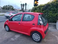 Usata Citroën C1 Attraction 68 CV (50 kW) 2012 Rosso Utilitaria