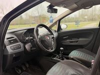 Usata Fiat Grande Punto Dynamic 77 CV (56 kW) 2009 Nero Utilitaria