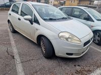 Usata Fiat Grande Punto 75 CV (55 kW) 2010 Bianco Utilitaria