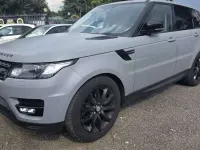 Usata Land Rover Range Rover SE 249 CV (183 kW) 2016 Grigio SUV