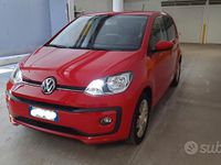 Usata VW up! Highline 68 CV (50 kW) 2017 Rosso Utilitaria