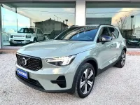 Usata Volvo XC40 Plus 179 CV (131 kW) 2023 Verde SUV