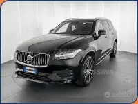 Usata Volvo XC90 Momentum 235 CV (172 kW) 2022 Nero SUV