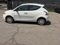 Usata Lancia Ypsilon 69 CV (50 kW) 2018 Bianco Utilitaria