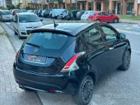 Usata Lancia Ypsilon Gold 69 CV (50 kW) 2021 Nero Utilitaria