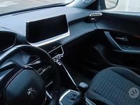 Usata Peugeot 2008 Active 101 CV (74 kW) 2020 Nero SUV