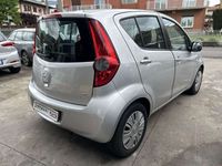 Usata Opel Agila Enjoy 94 CV (69 kW) 2010 Argento metallizzato Utilitaria