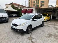 Usata Peugeot 2008 Active 100 CV (73 kW) 2015 Bianco SUV