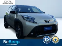 Usata Toyota Aygo X Lounge 72 CV (52 kW) 2022 Oro metallizzato SUV
