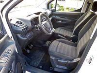 Usata Opel Combo Life S 102 CV (75 kW) 2019 Bianco Monovolume