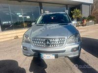 Usata Mercedes ML320 224 CV (164 kW) 2007 Grigio SUV