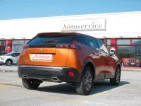 Usata Peugeot 2008 Active 130 CV (95 kW) 2023 Arancione SUV